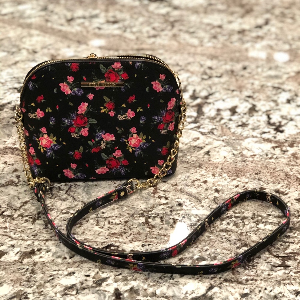Steve Madden Floral Crossover